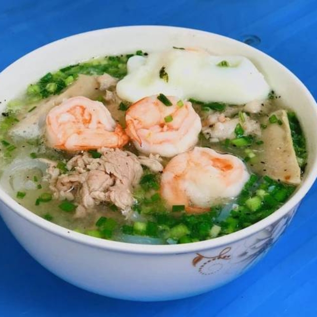 Bún nước Cô Có