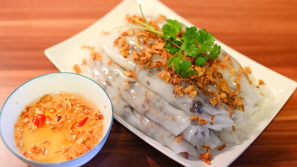 banh-cuon-nong